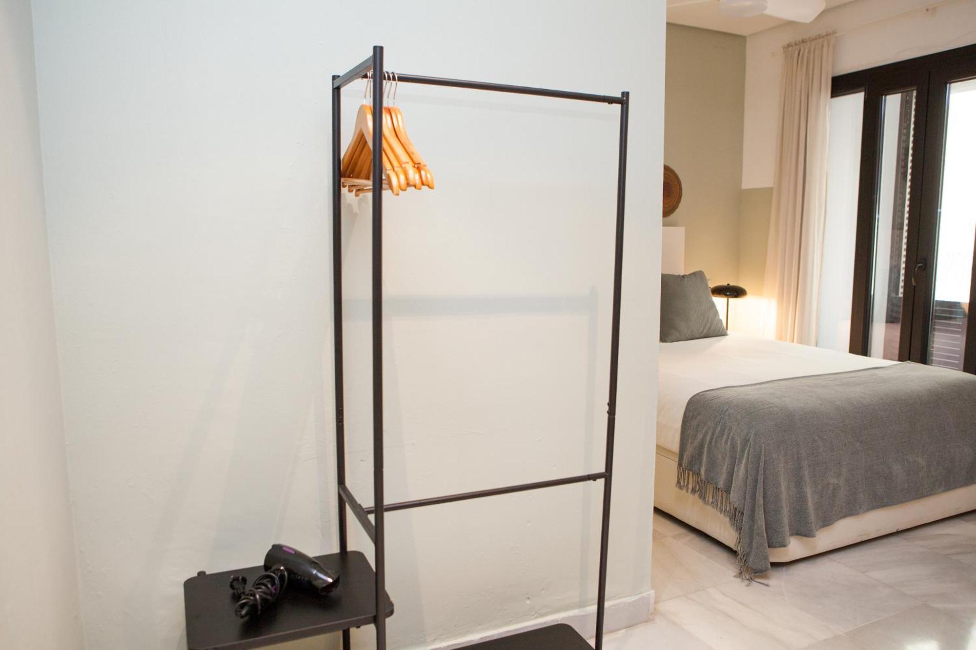 Galera Suites Севиля Екстериор снимка