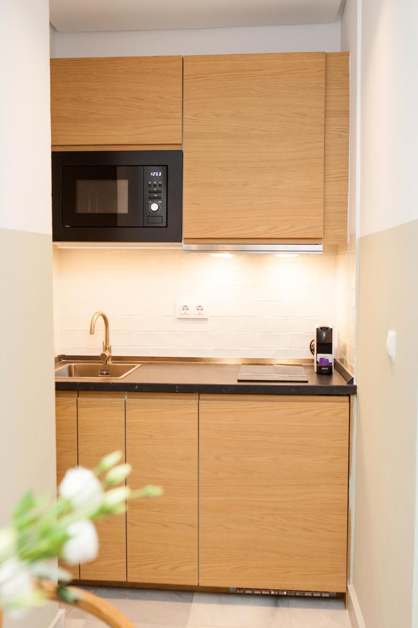 Galera Suites Севиля Екстериор снимка