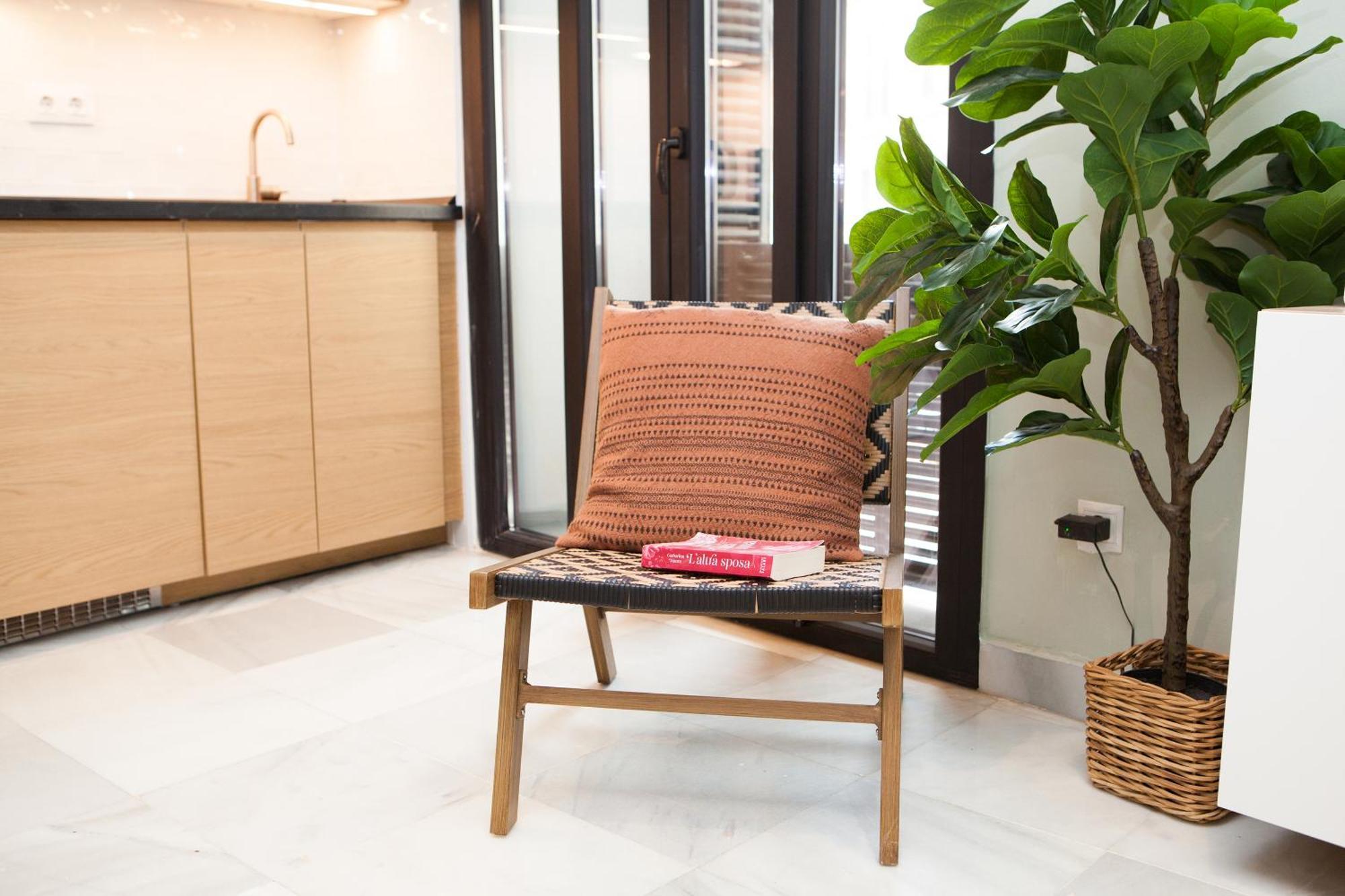 Galera Suites Севиля Екстериор снимка
